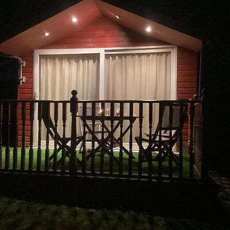 Bazanmoes Shed No: 49 Villa Абъристуит Екстериор снимка